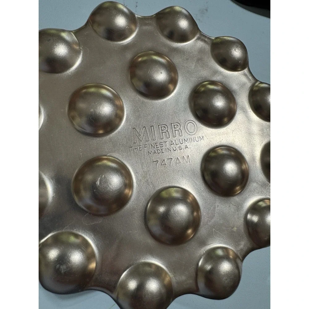 ⁠Vintage Mirro Copper Aluminum Jello Mold 747AM Round Bubble Design‎ 4 Cup USA⁠